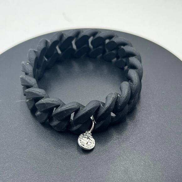 Marc by Marc Jacobs Black Rubber Katie Bracelet Turn-lock Charm Silver Harware - Picture 1 of 7